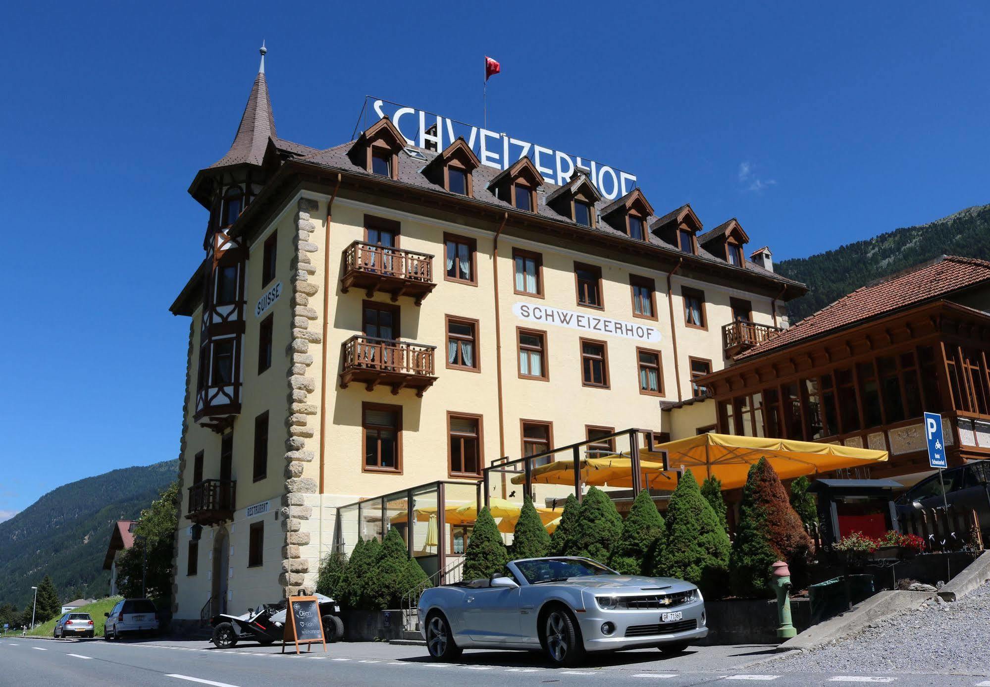 Hotel Schweizerhof Sta Maria Santa Maria Val Muestair Bagian luar foto